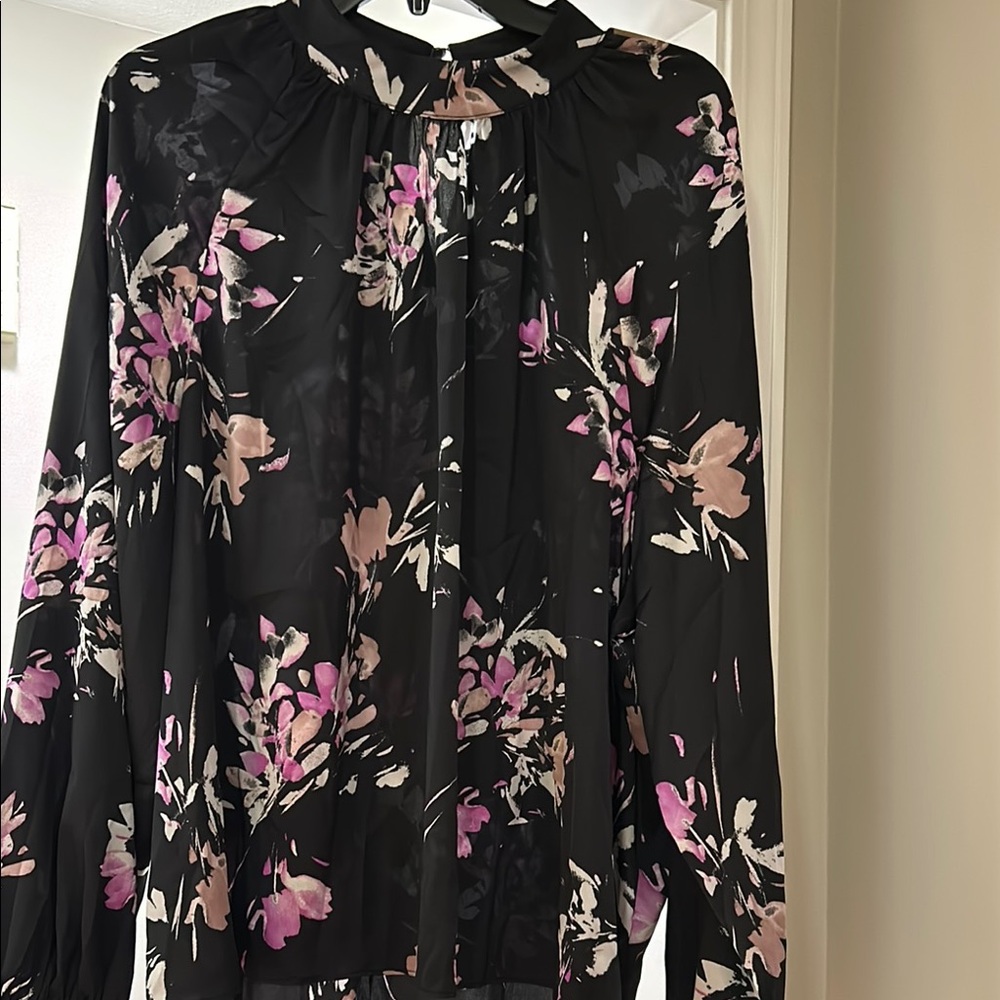 Worthington Floral Black and Pink Women's Top